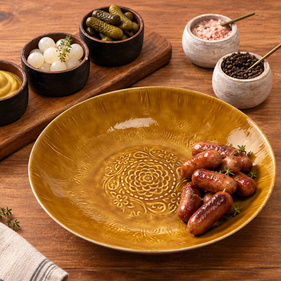 Dining & Entertaining Collection