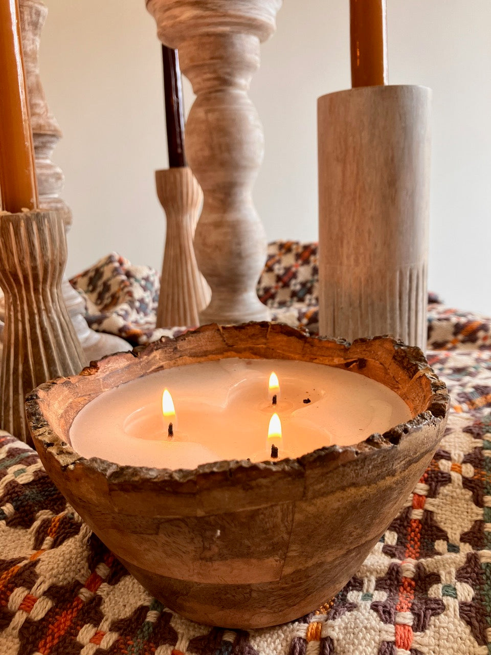 Mango Wood Candle Holder with Natural Rim