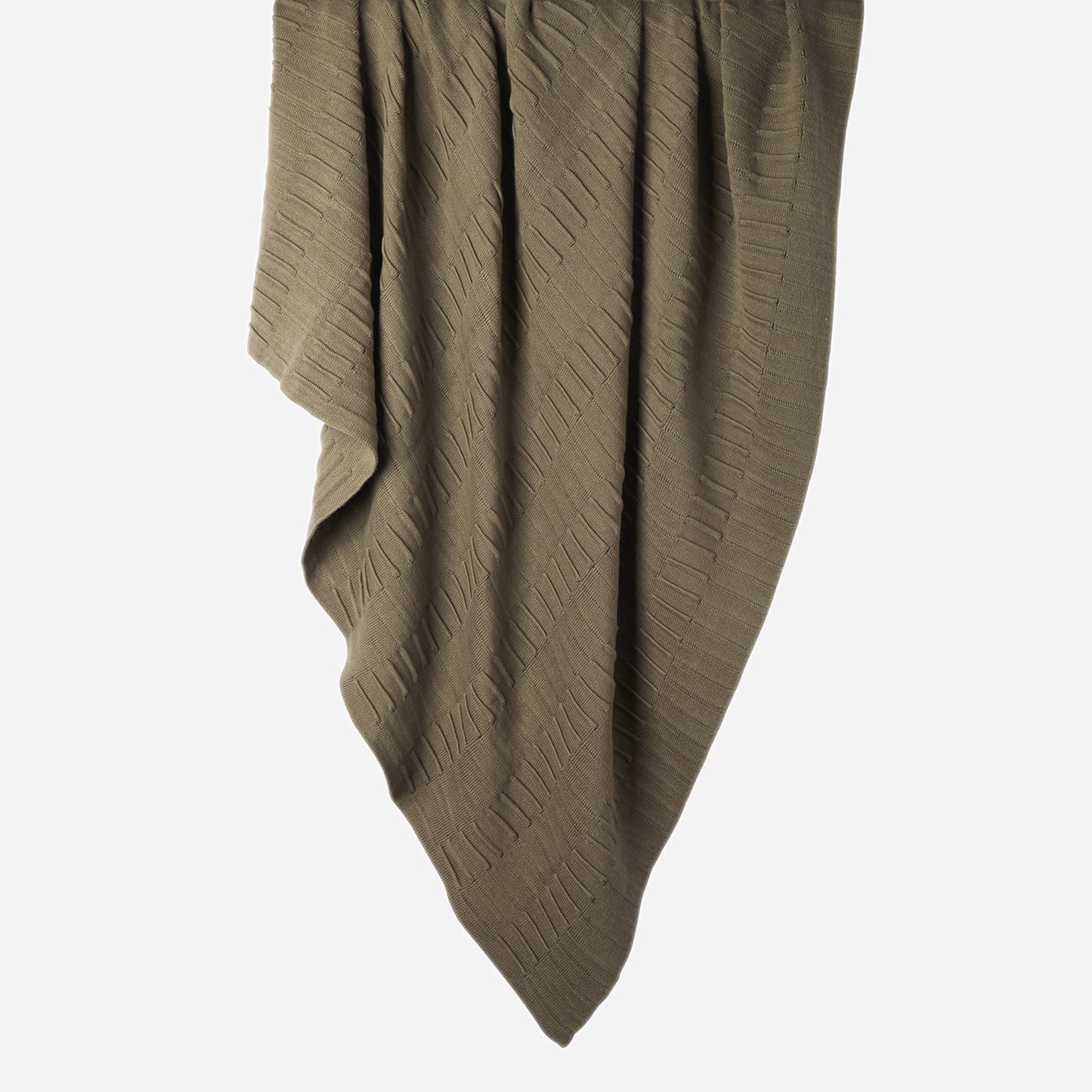 Hanging Raised Lines 100% cotton throw in Olive
