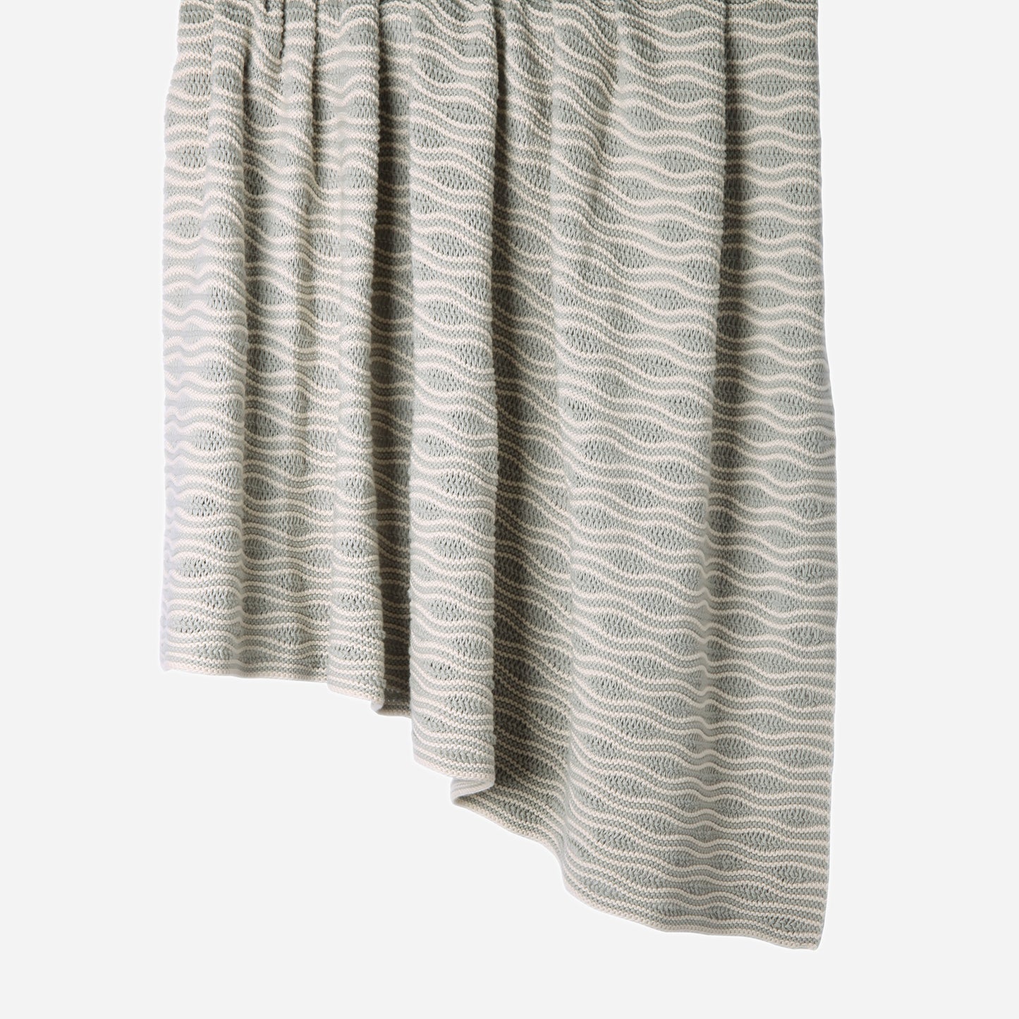 Hanging Waves 100% cotton knitted throw in Grey / Ecru