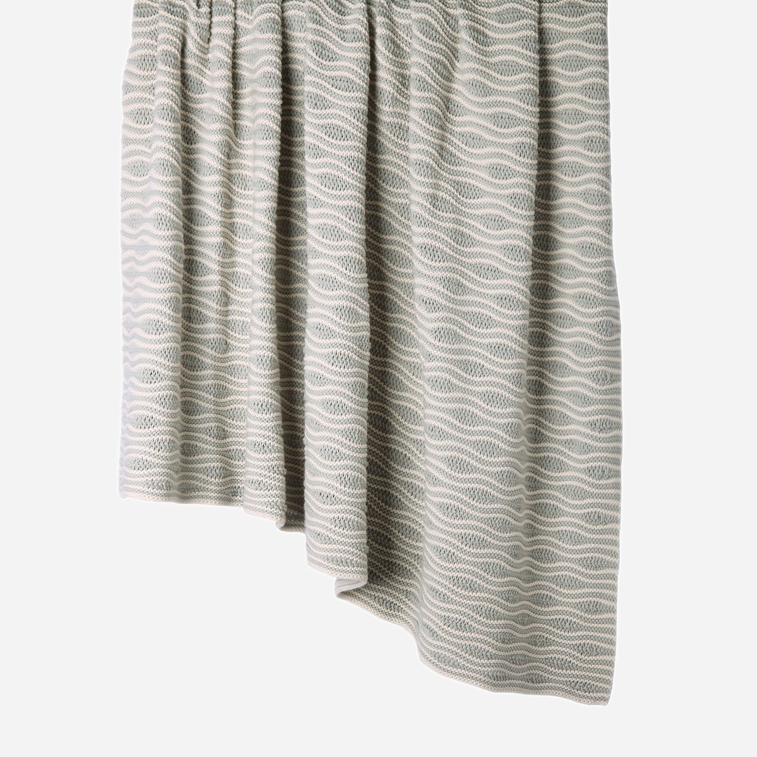 Hanging Waves 100% cotton knitted throw in Grey / Ecru